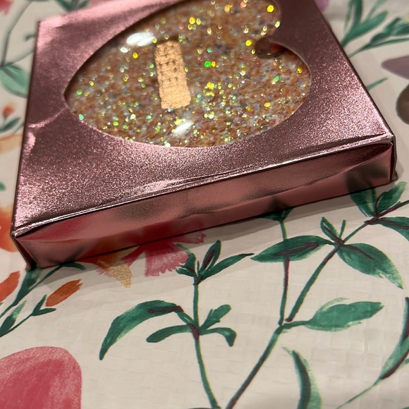 Heart Shaped Peachy Blush NIB - Picture 14 of 16